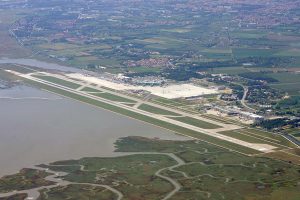 noleggio autista trasporto dall'aeroporto- Crippa NCC Venezia